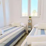 Catamaran I By Costa דירה